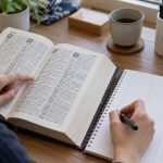 Chinese Last Name Generator: Family Surnames vs Fictional Choices